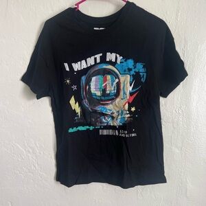 Black mtv shirt